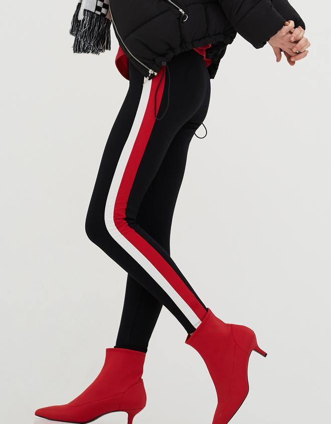 Leggings con banda lateral bicolor de Pull & Bear