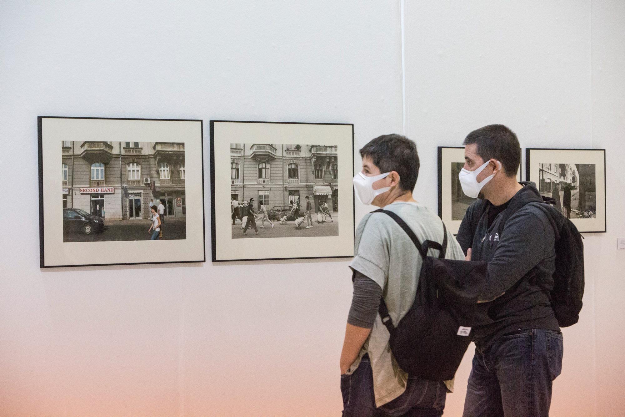 Gervasio Sánchez expone en el MUA imágenes de la Sarajevo tomadas en 1992 y 1993