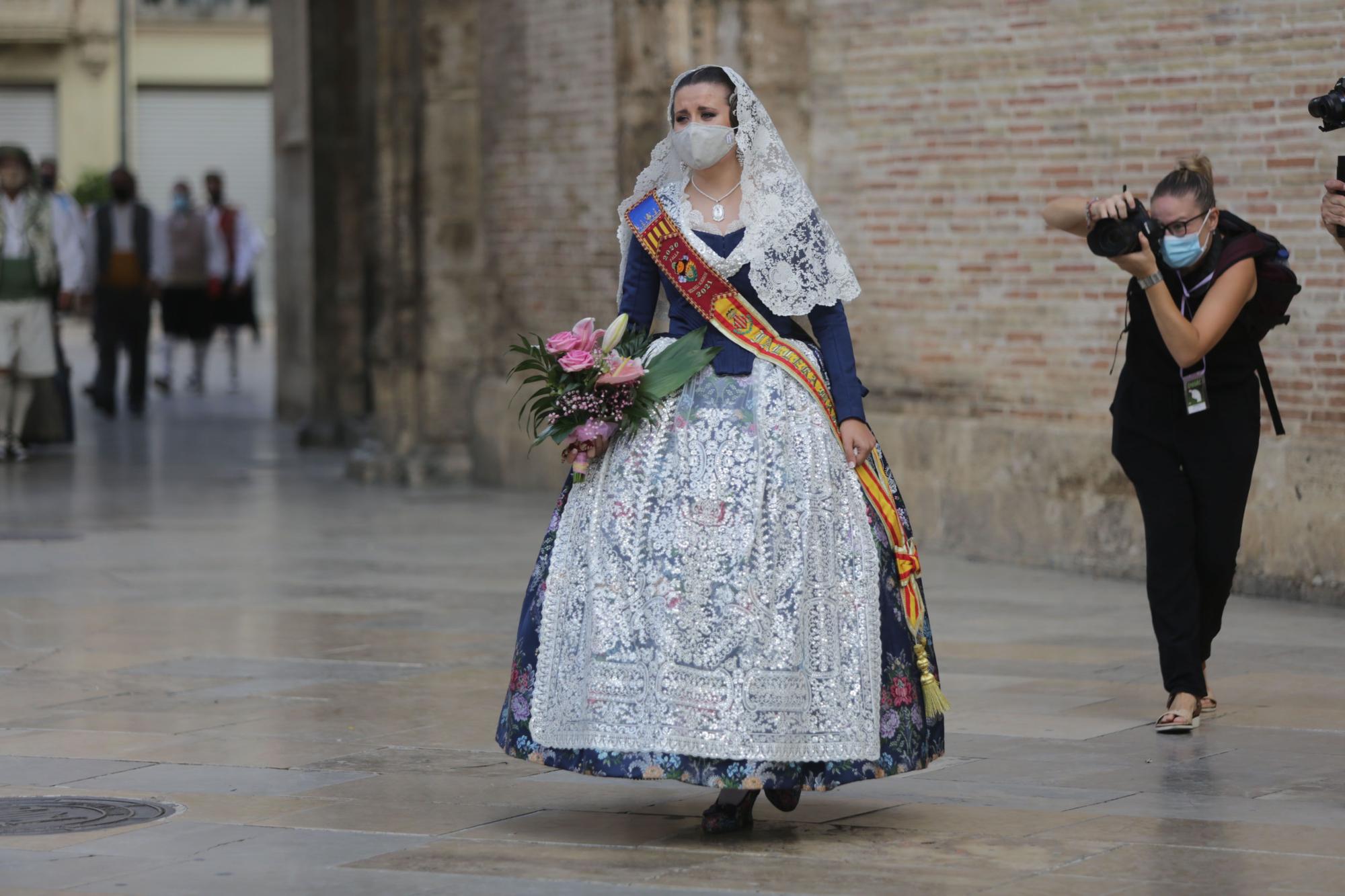 Búscate en el segundo día de Ofrenda por la calle de la Mar (entre las 19.00 y las 20.00 horas)