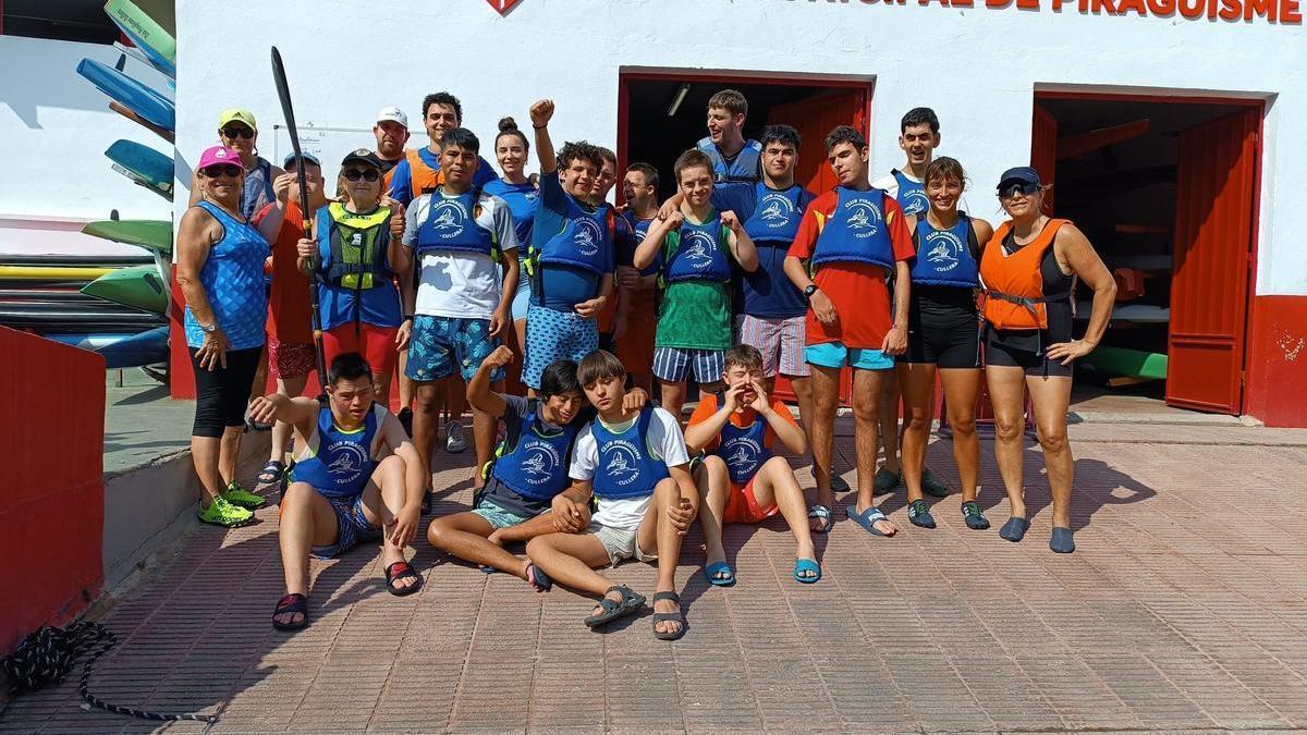 Participantes en una de las salidas organizadas por el club en sus jornadas solidarias.