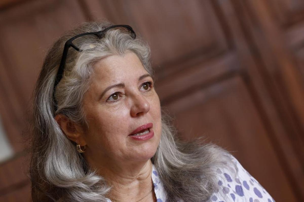 La escritora Mirta Ojito.