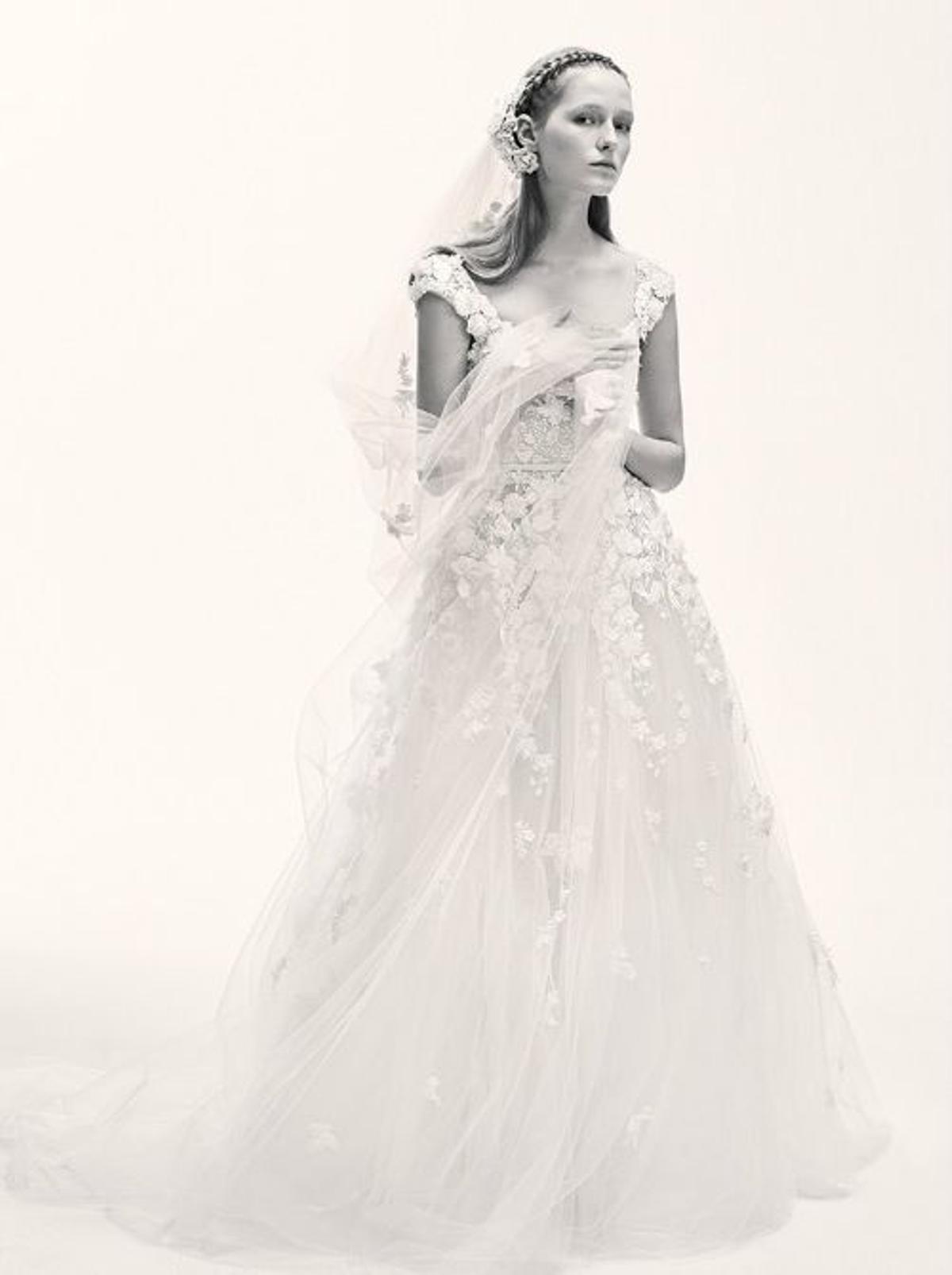 Tules y sedas en Elie Saab Bridal