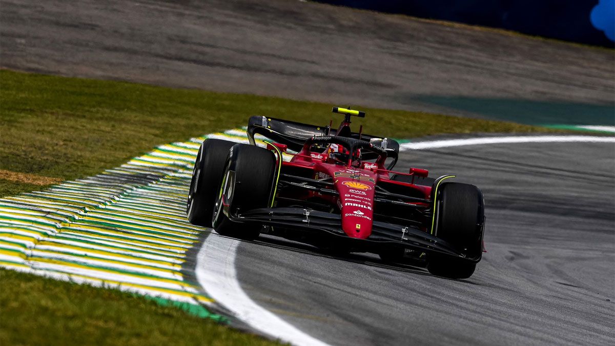 Carlos Sainz, en los Libres 1 del GP de Brasil