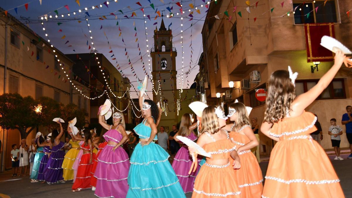 Pinoso volverá a llenarse de sonidos, pólvora, desfiles y devoción a la Virgen del Remedio durante sus fiestas del Bicentenario.