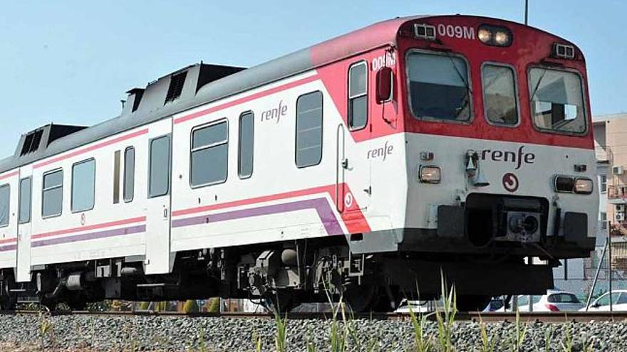 Renfe suprime siete trenes entre Alicante y Murcia por la falta de demanda  - Información