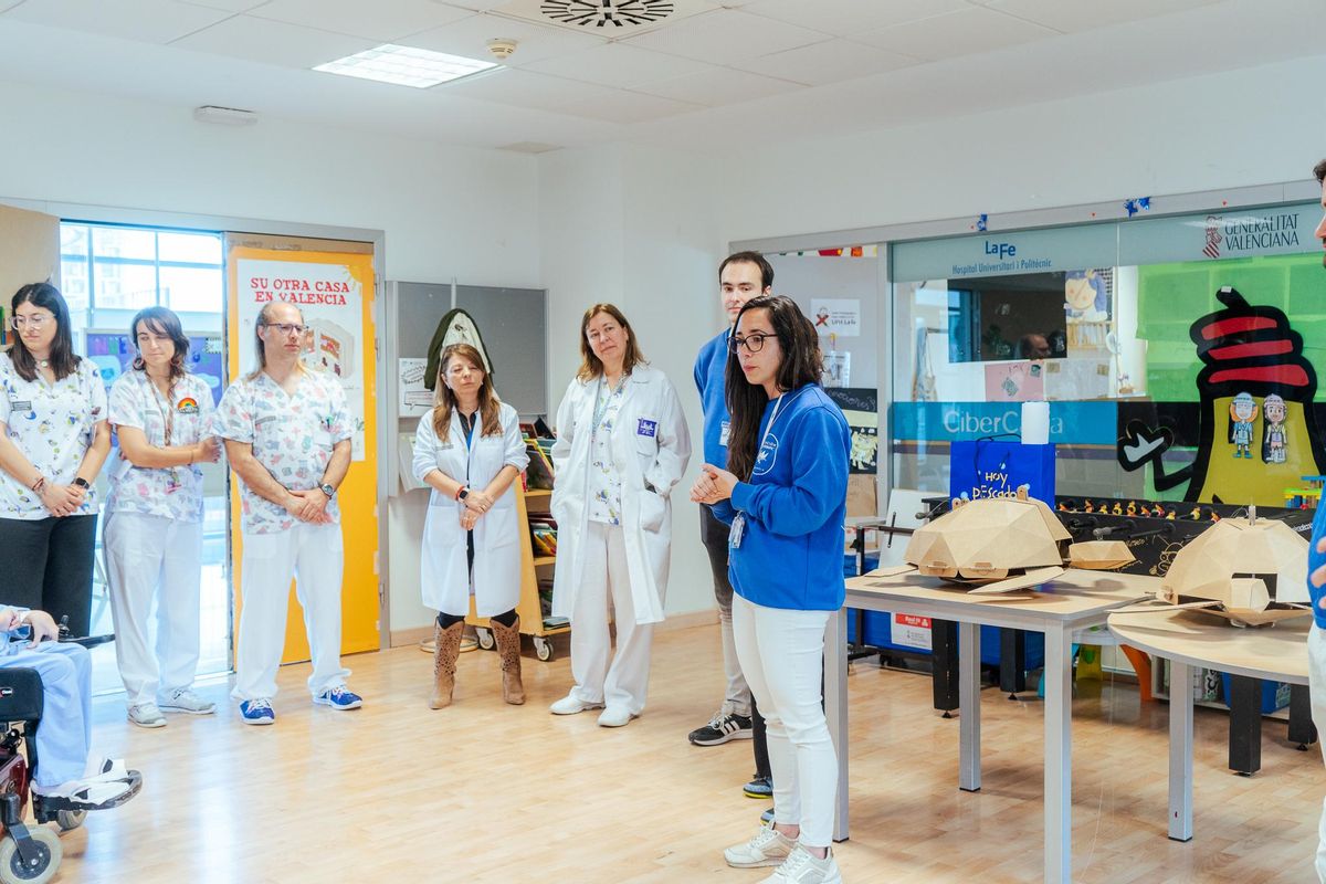 La Fundación Oceanogràfic lleva su escuela al Hospital La Fe y al Doctor Peset
