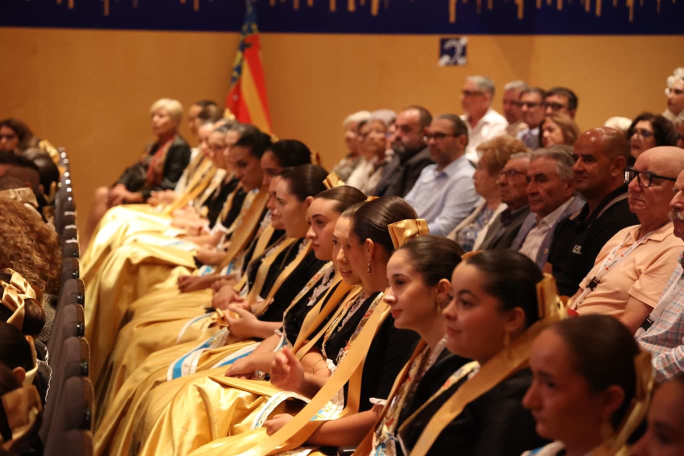 Acto del 9 d'Octubre en Benidorm