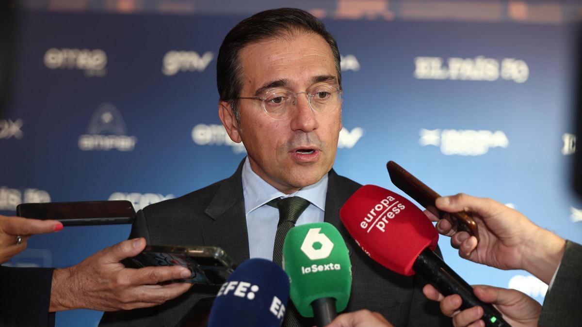CRISIS MIGRATORIA | Albares se reunirá con su homólogo marroquí para abordar la situación de Ceuta