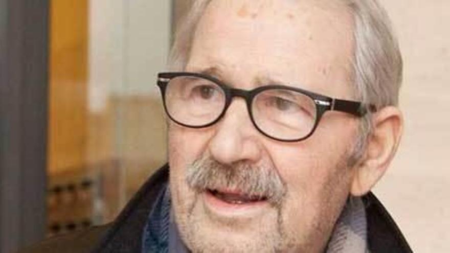 Anticorrupción pide procesar a Villa e investigar las ayudas al geriátrico de Felechosa