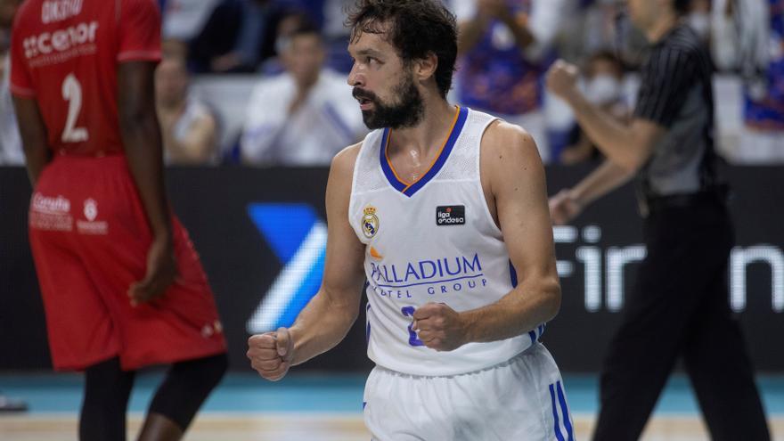 Llull desatasca a tiempo al Real Madrid ante el Monbus