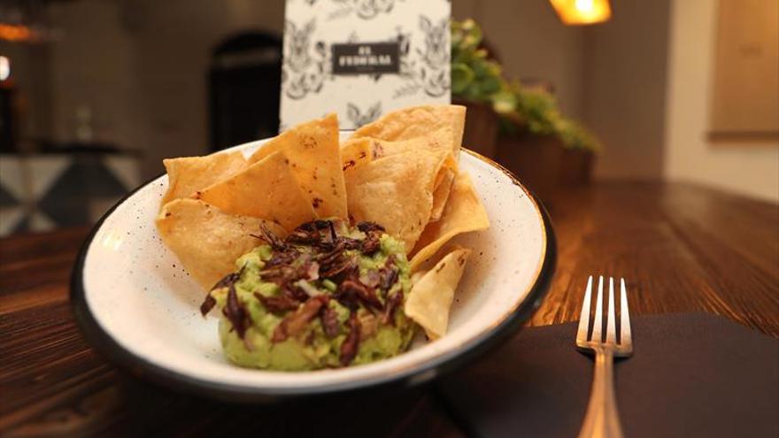 Camarero, hay un chapulín en mi guacamole