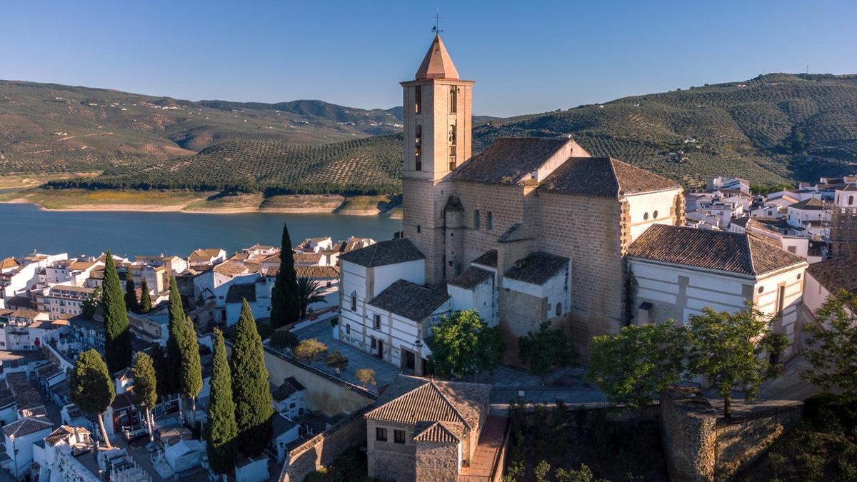 Iznájar es uno de los pueblos más bonitos de Andalucía.