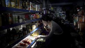 Competència reparteix culpes per l’apagada entre REE i les elèctriques