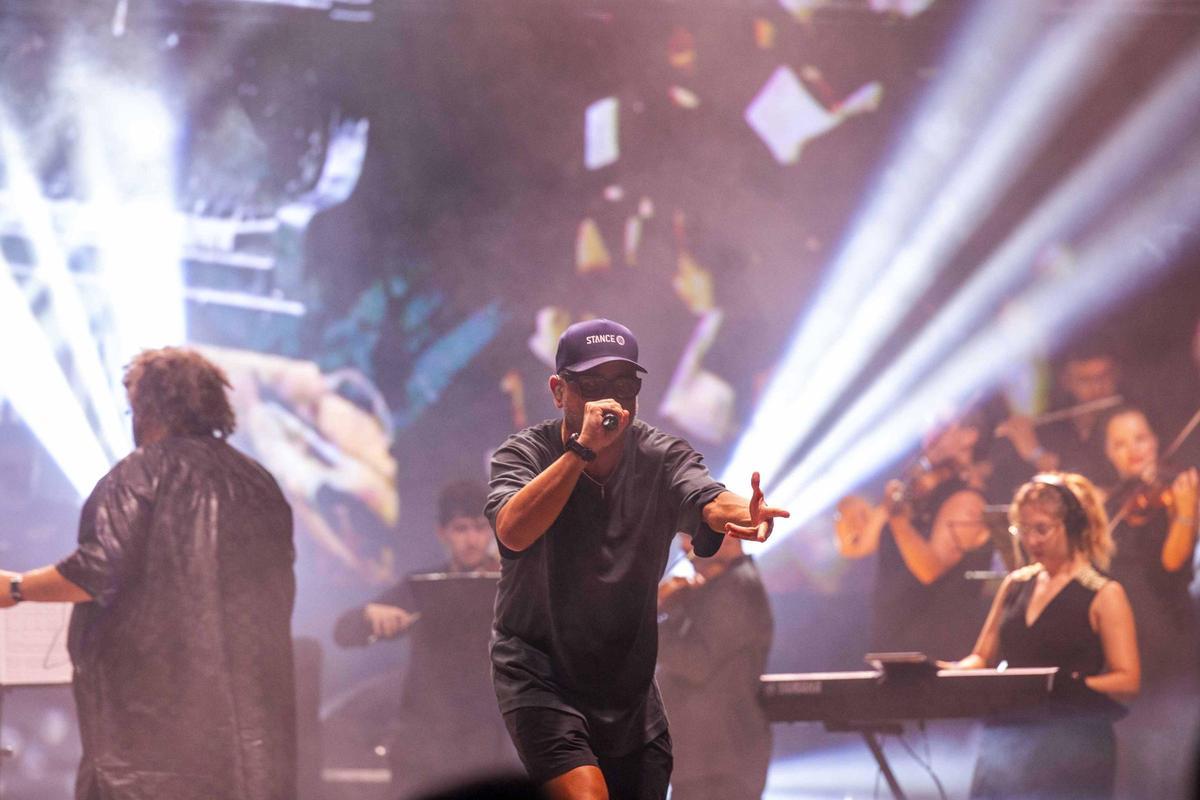 Nach firma un concierto memorable ante un entregado público en Noches Mágicas