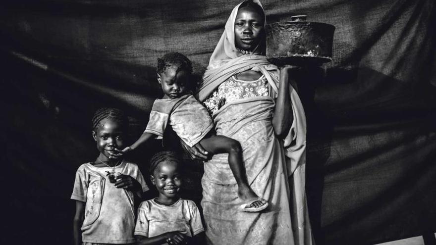 Fotografía de Brian Sokol en un campo de refugiados de Sudán del Sur.