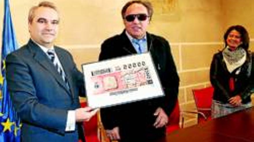 La ONCE dedica el cupón del sorteo de hoy al Milenio de Badajoz