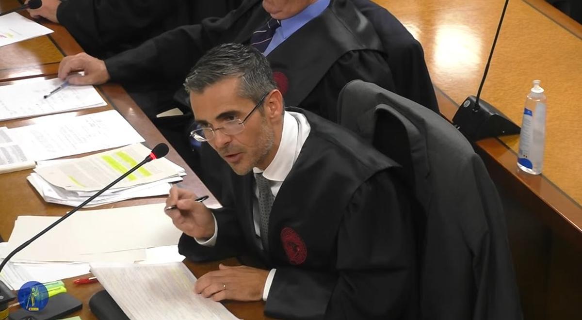 El abogado Jaime Campaner, durante su intervención.