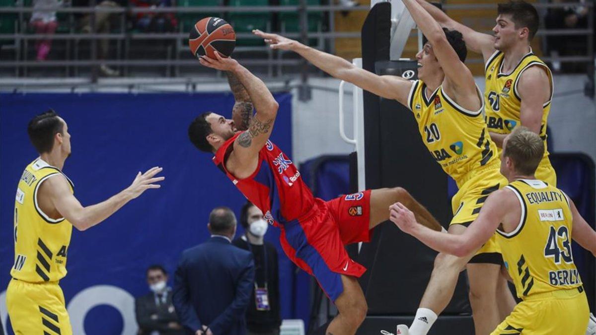 Duelo entre el CSKA y el Alba Berlín