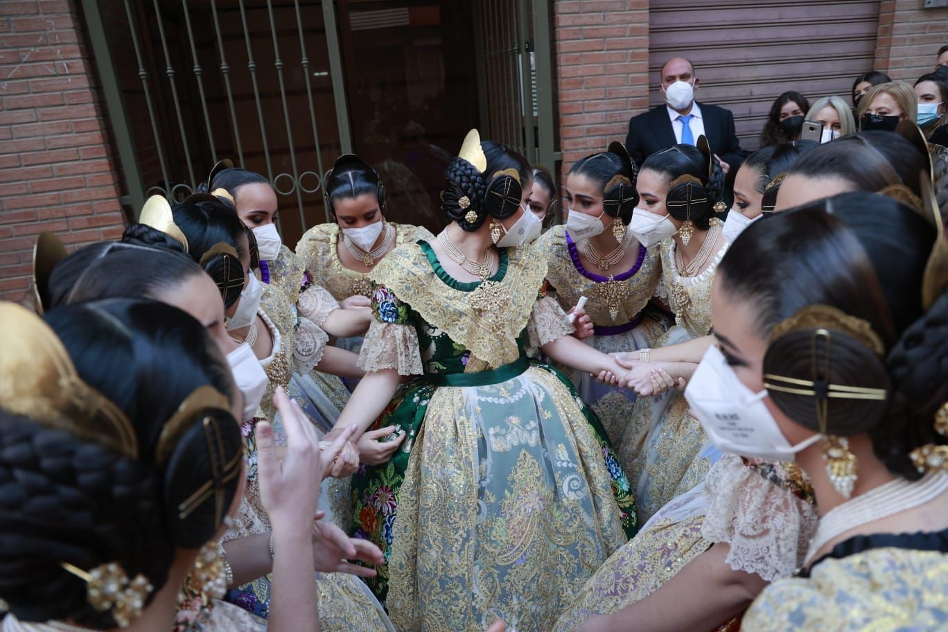 Espolín de la Fallera Mayor de València | Carmen Martín escoge el color verde primavera