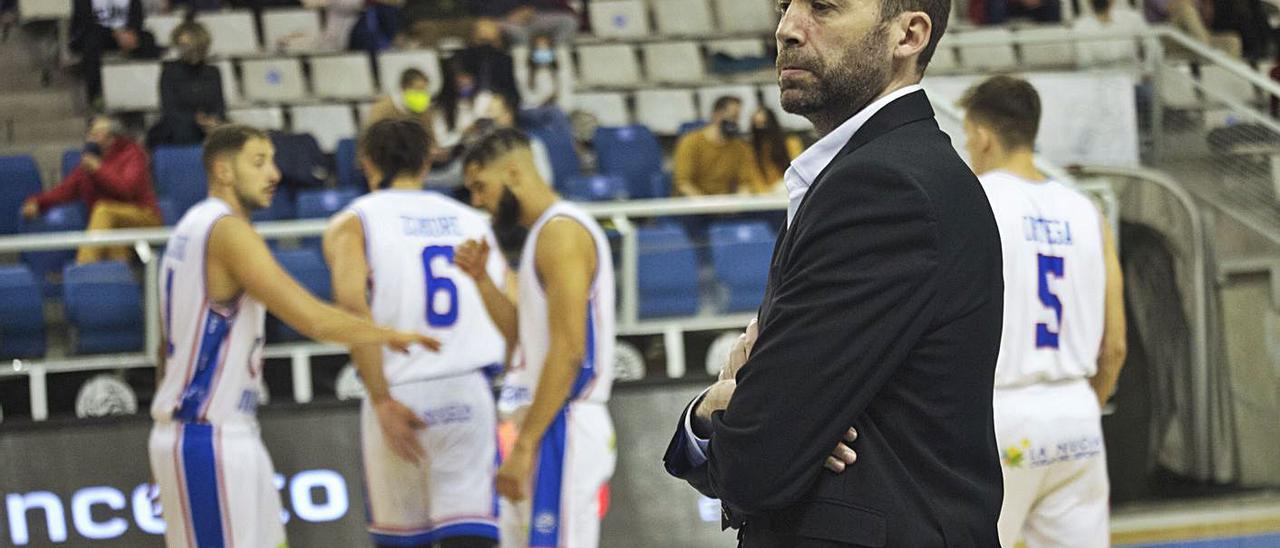 Pedro Rivero durante el partido del viernes pasado ante el Oviedo.