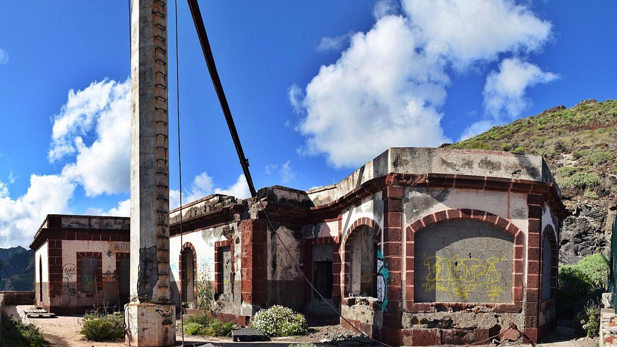 Semáforo de Punta de Anaga, en Santa Cruz de Tenerife. | | E.D.