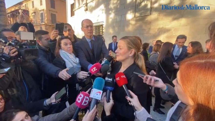 Prohens deja de lado las diferencias: "Sólo hay una única voz de consuelo y tristeza"