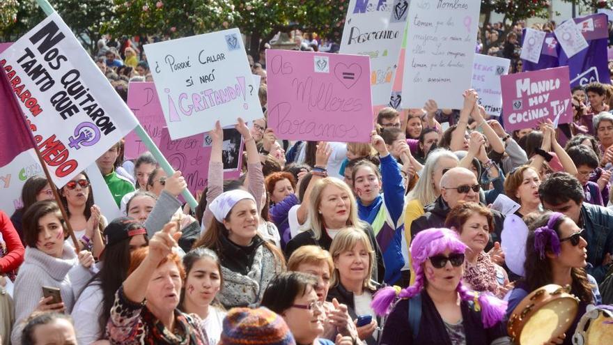 Participantes en la última protesta feminista del 8M en Pontevedra.