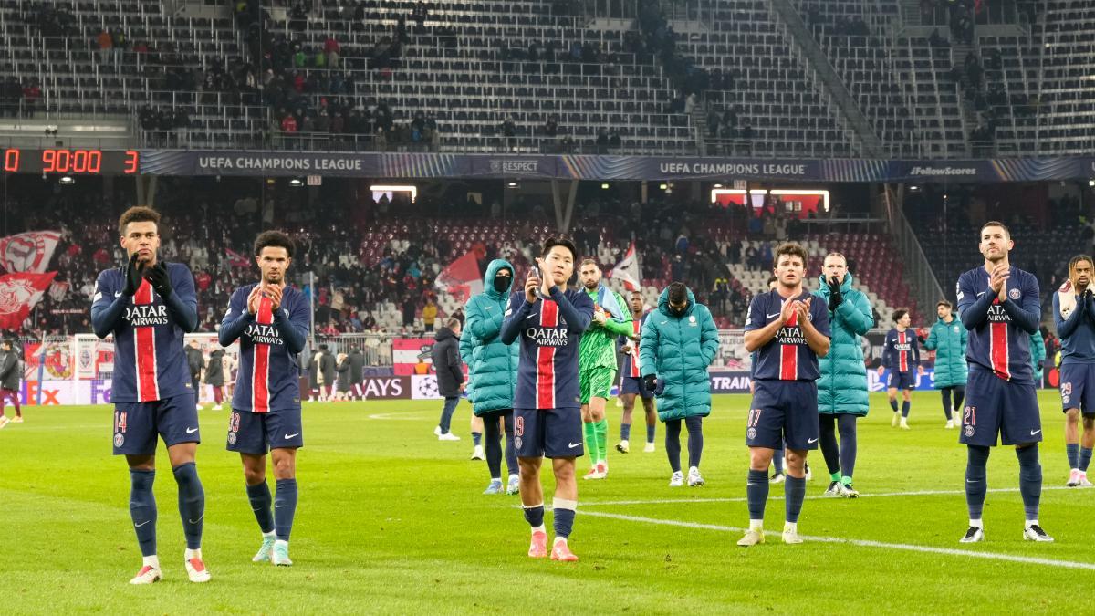 Los jugadores del PSG celebrando el triunfo en Champions