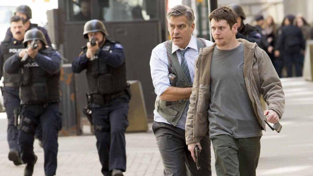 Jack O'Connell y George Clooney, en 'Money monster'