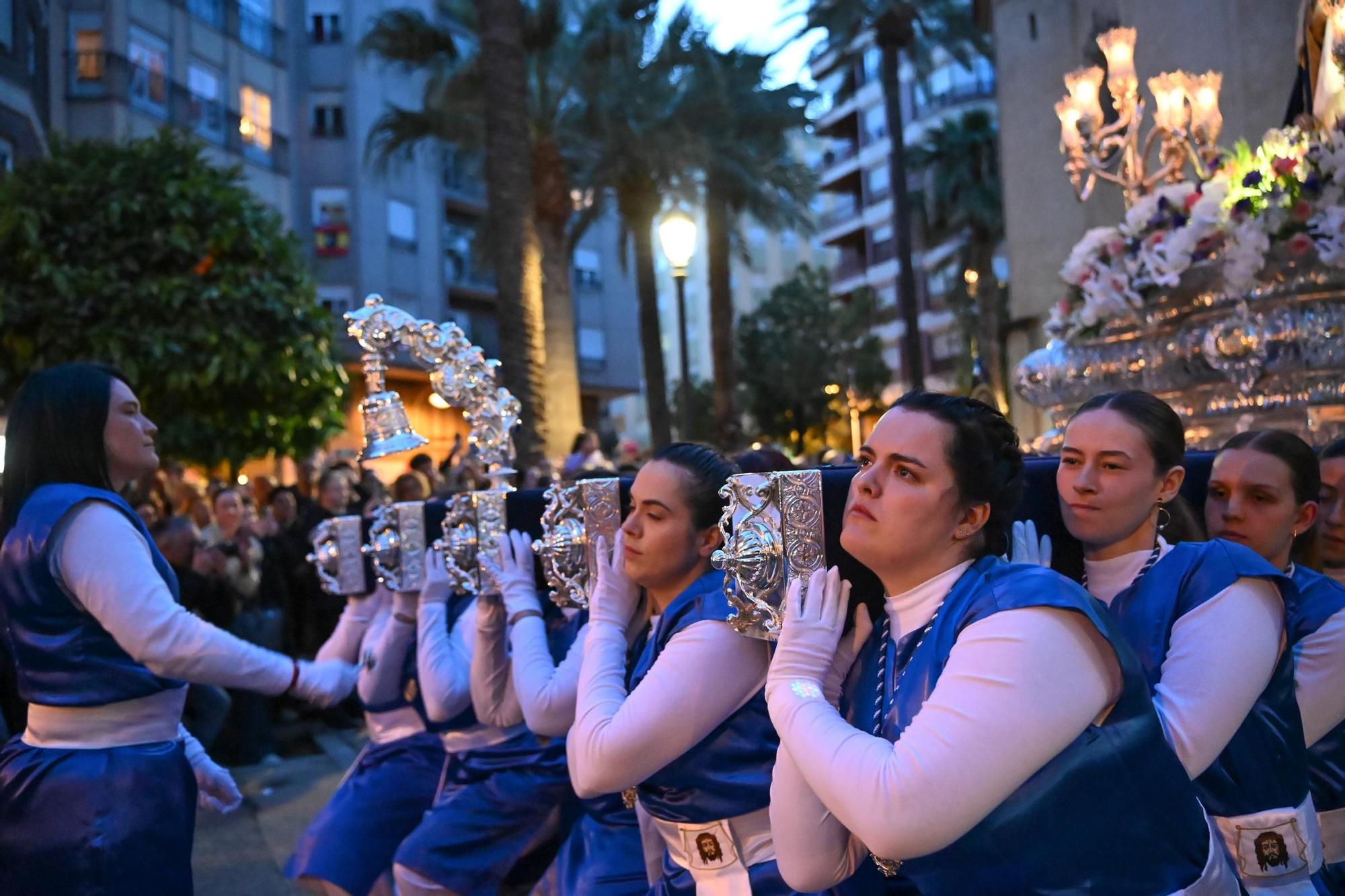 Las mejores imágenes del Martes Santo en Elche