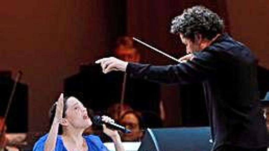 Lafourcade y Dudamel.