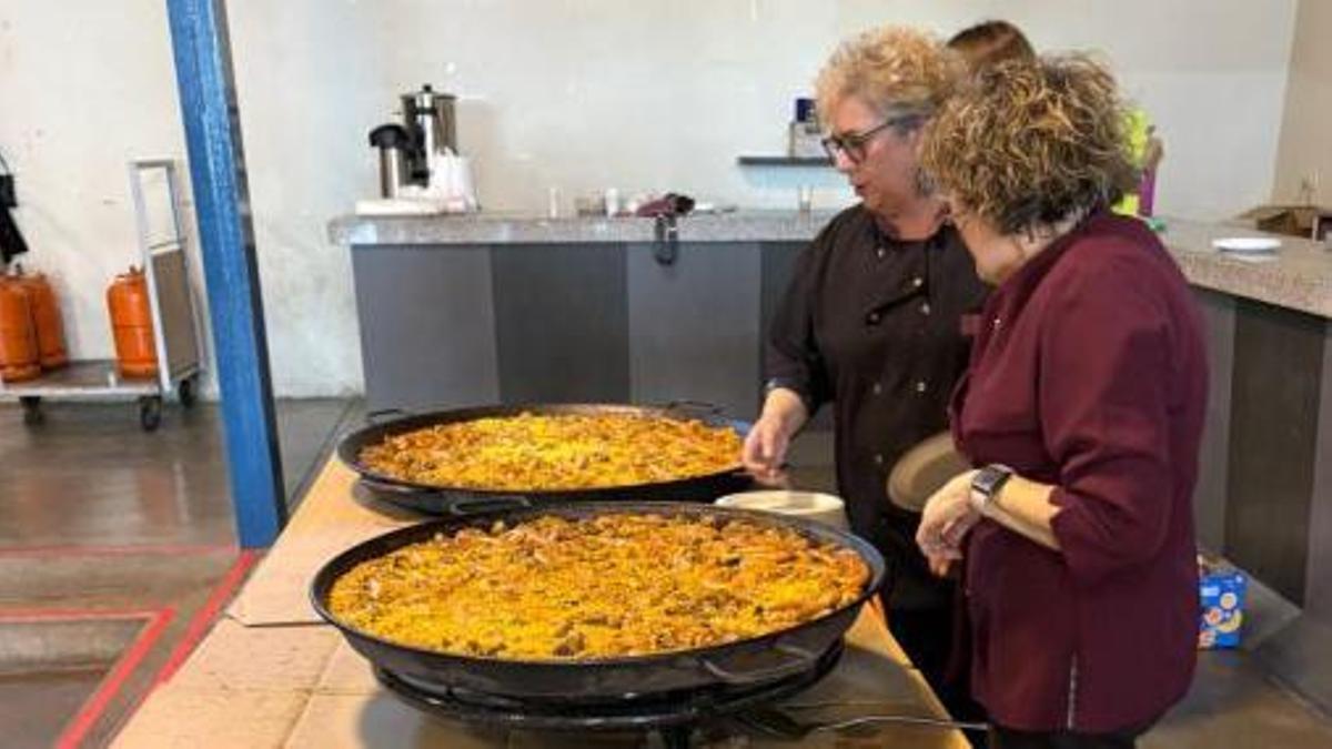 La Asociación de Mujeres Sal y Pimienta volvió a reunirse un año más en esta jornada de convivencia y hermandad.