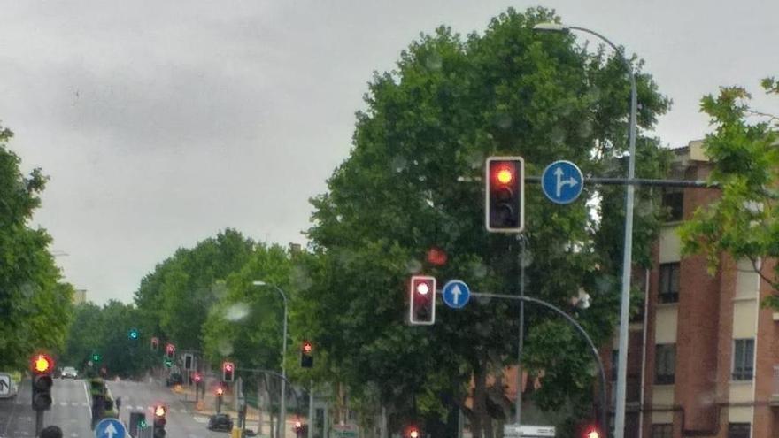 El choque entre los vehículos a la entrada de la ciudad.