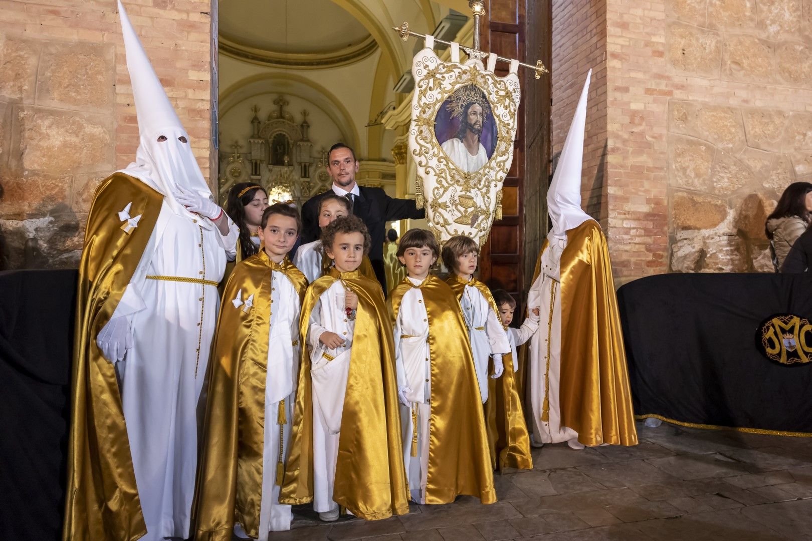 Aquí las imágenes de la Procesión de Lunes Santo en Torrevieja