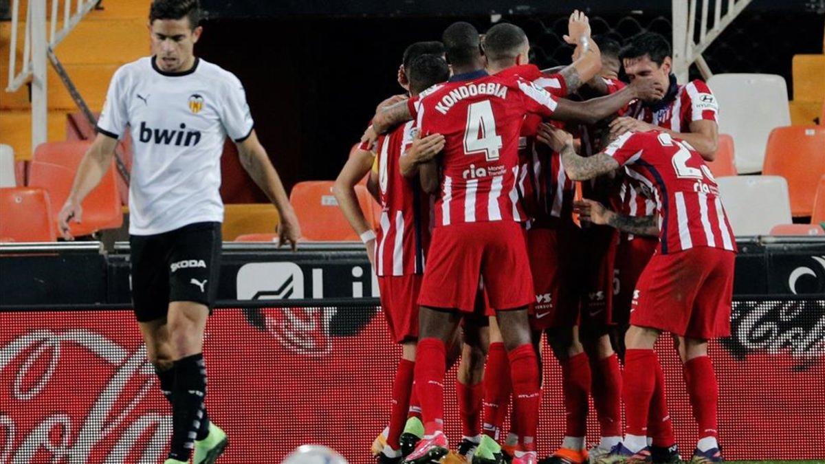 El Atlético vence en Mestalla