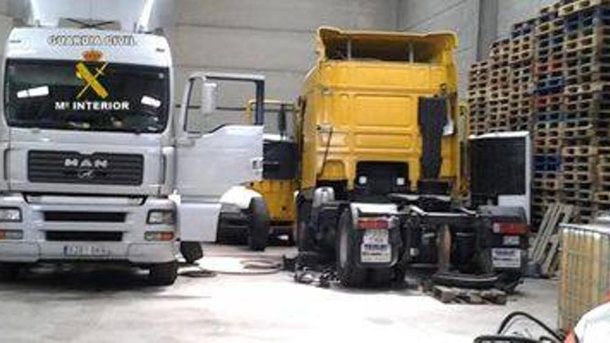 La Guardia Civil desarticula una banda dedicada al robo de camiones
