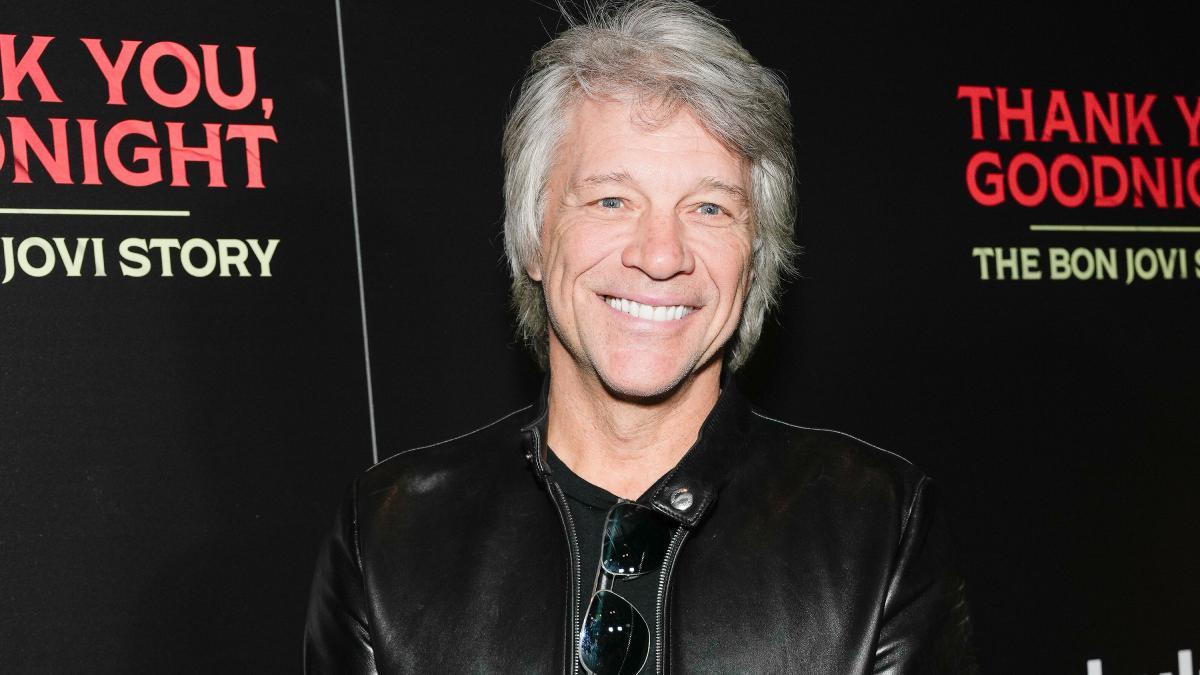 Bon Jovi recupera la voz poco a poco