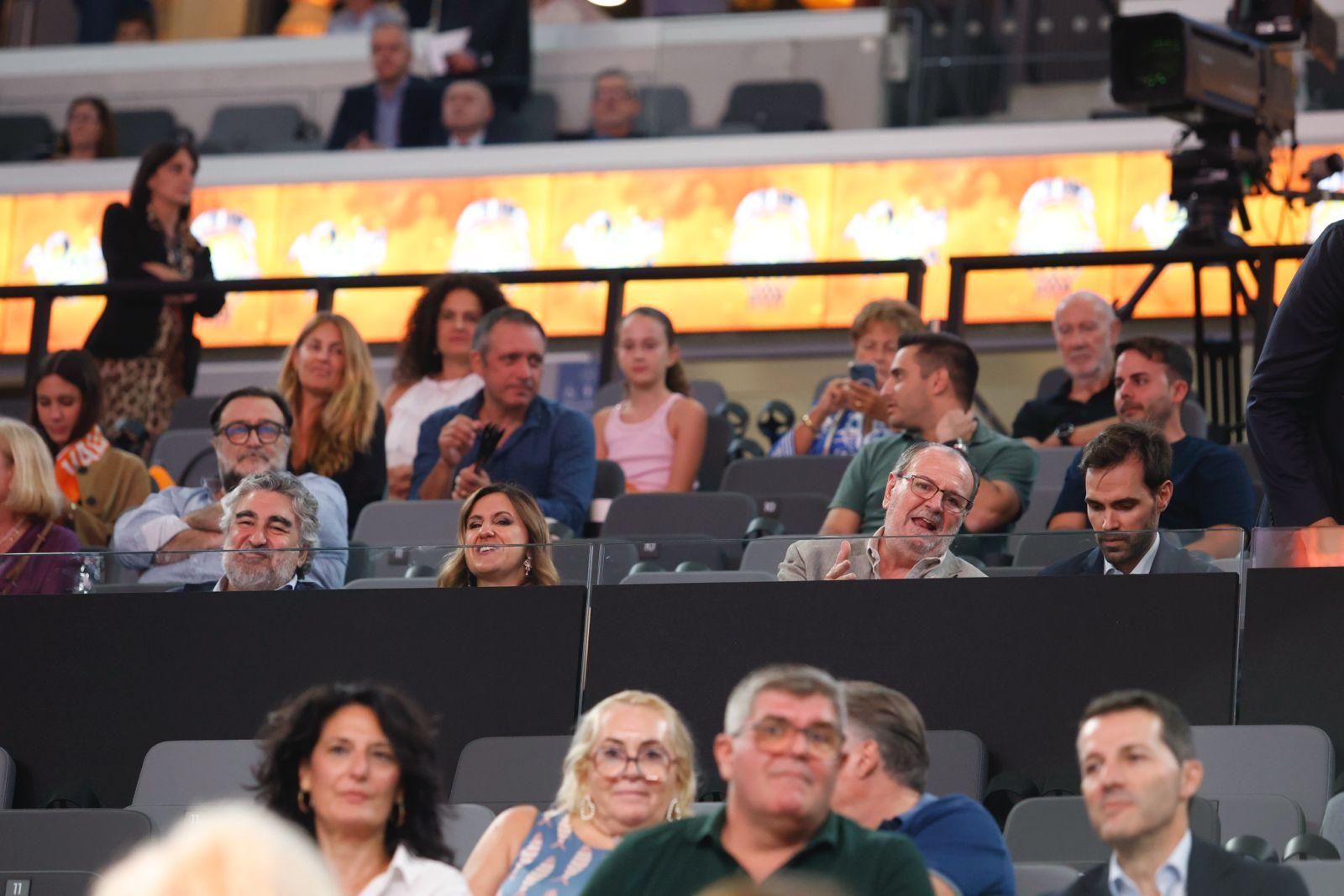 Mucha emoción en la inauguración del Roig Arena