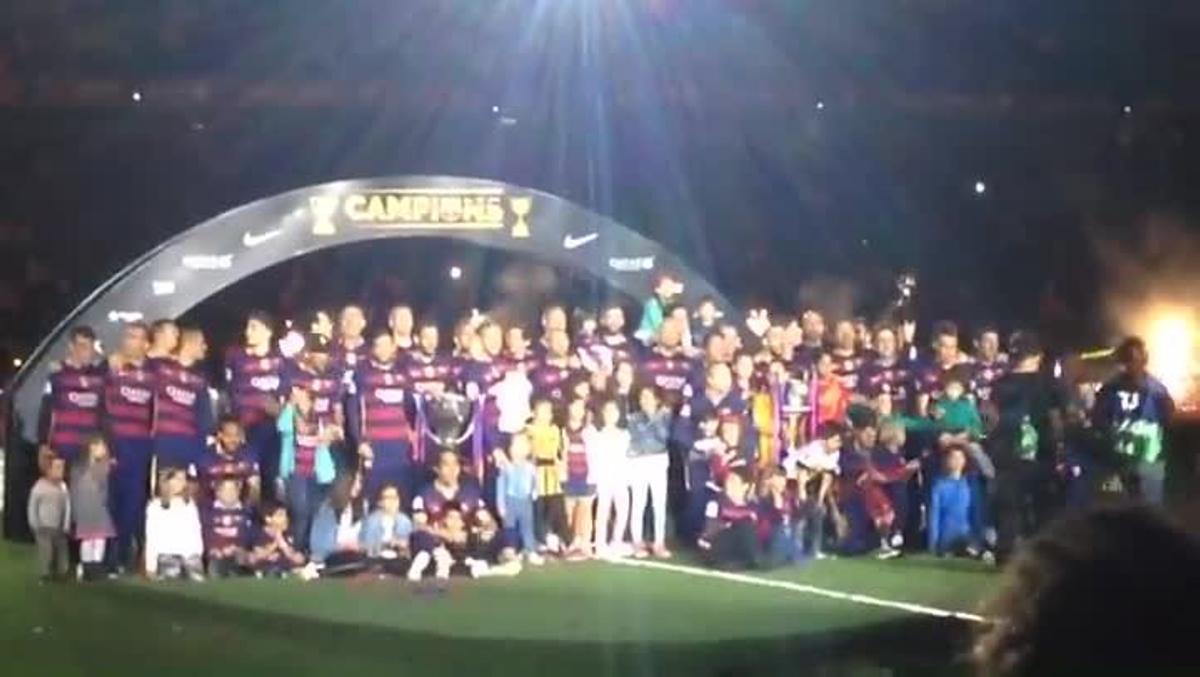 Un espontáneo se quiso colar en la fiesta del FC Barcelona