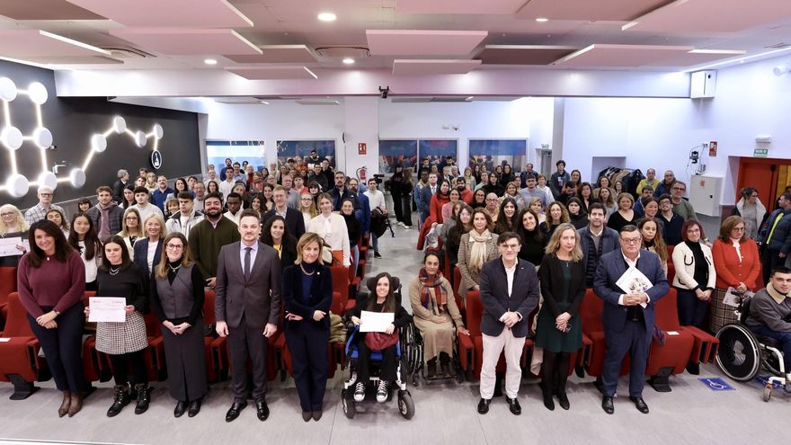 La Fundación Once otorga quince becas a estudiantes con discapacidad