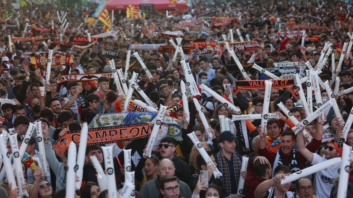 Fiesta de la FAN ZONE de Mestalla el día de la final de la Copa del Rey