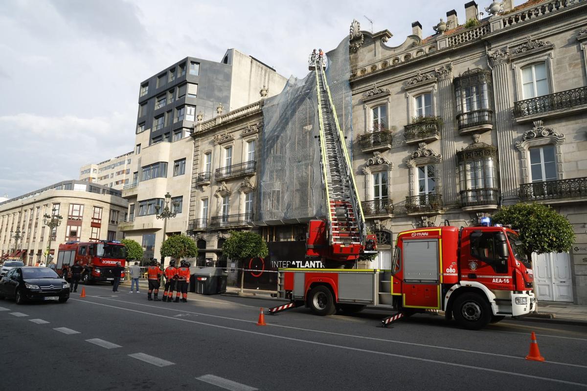 Un edificio en rehabilitación colapsa en Areal