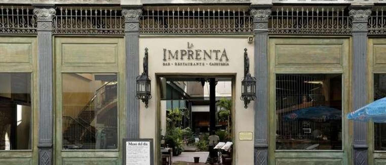 Fachada del restaurante bar &quot;La Imprenta&quot; construido sobre la imprenta &quot;La Habanera&quot;.