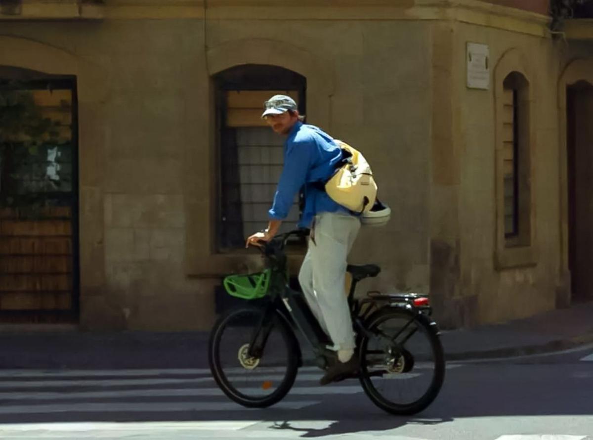 Les bicis elèctriques Panot fan el salt de Barcelona a París