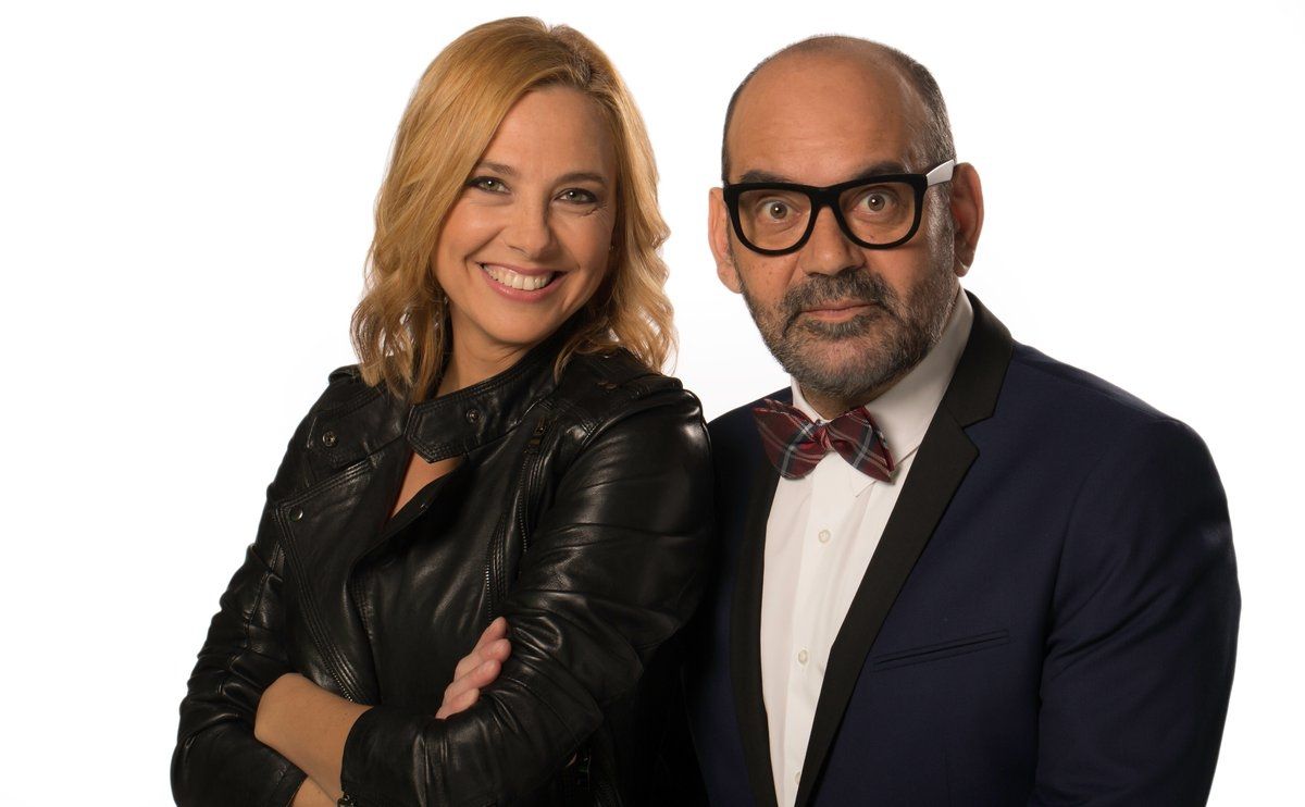 Jose Gorbacho y Victoria Maldi, presentadores de "No perdis el compas" .jpg