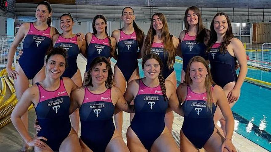 L'equip del CN Manresa abans del partit disputat a Barcelona