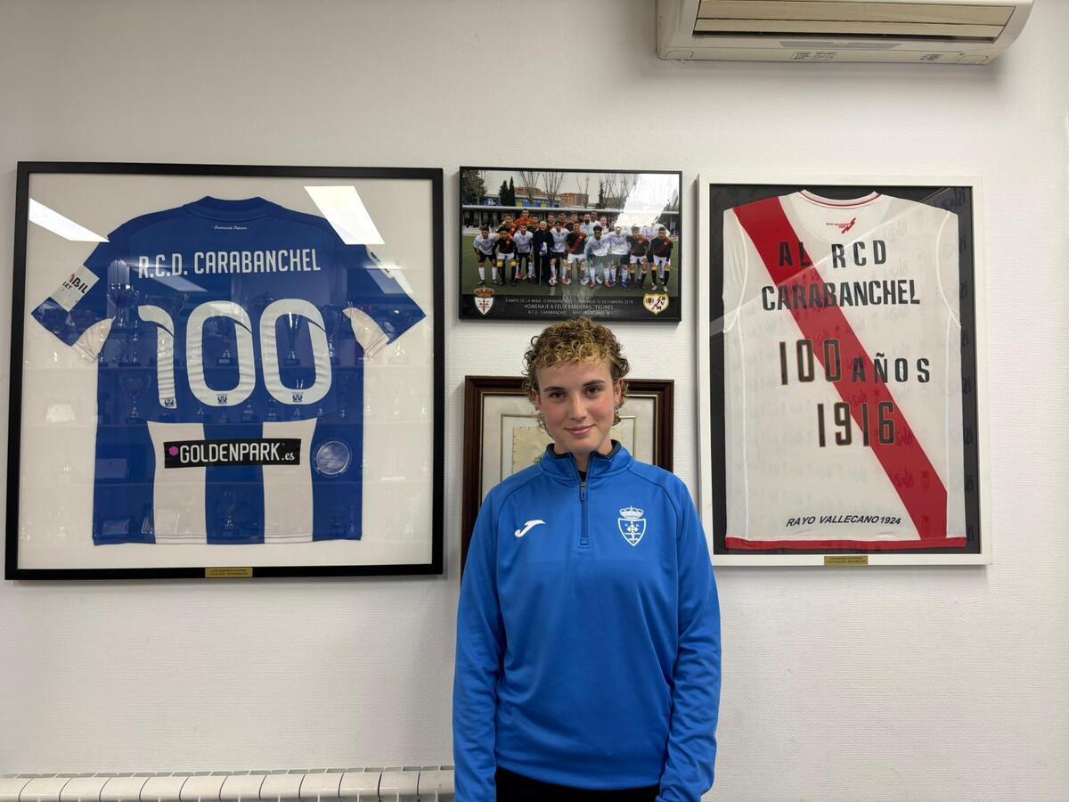 La centrocampista de 21 años es del barrio de Oporto "de toda la vida" y quiere recuperar la titularidad cuanto antes