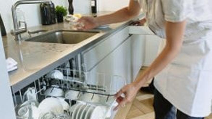 Unidas Podemos reclama una mejora de las condiciones laborales de las trabajadoras domésticas