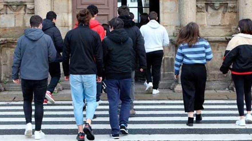 La Xunta permitirá de forma ocasional salir del centro en el recreo a los mayores de 16 años