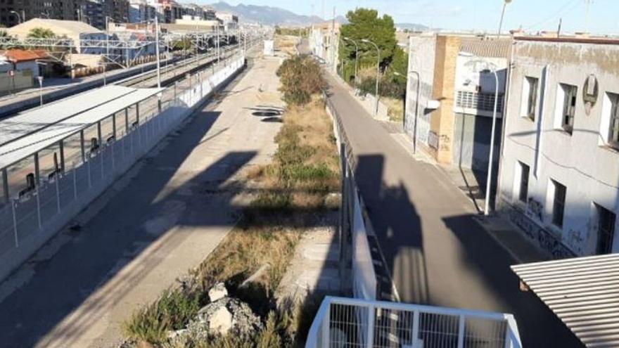 El polígono hortofrutícola de Vila-real, en el entorno de la estación, es una de las zonas en las que se harán mejoras.